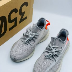 Кроссовки Adidas Yeezy Boost 360