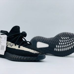 Кроссовки Adidas Yeezy Boost 350
