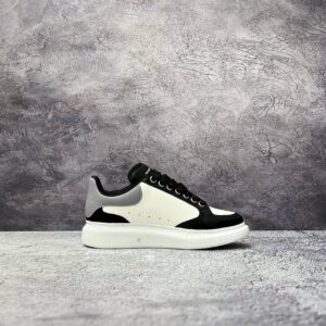 Кроссовки женские Alexander McQueen
