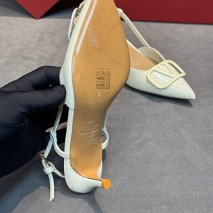 Босоножки женские Valentino Vlogo