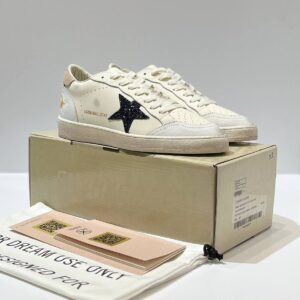Кроссовки женские Golden Goose
