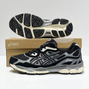Кроссовки Asics