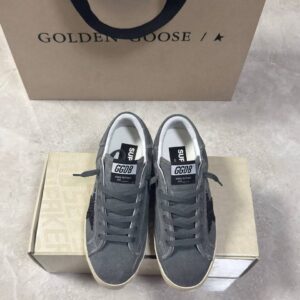 Кроссовки Golden Goose