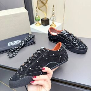 Кроссовки Golden Goose