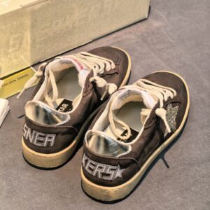 Кроссовки Golden Goose